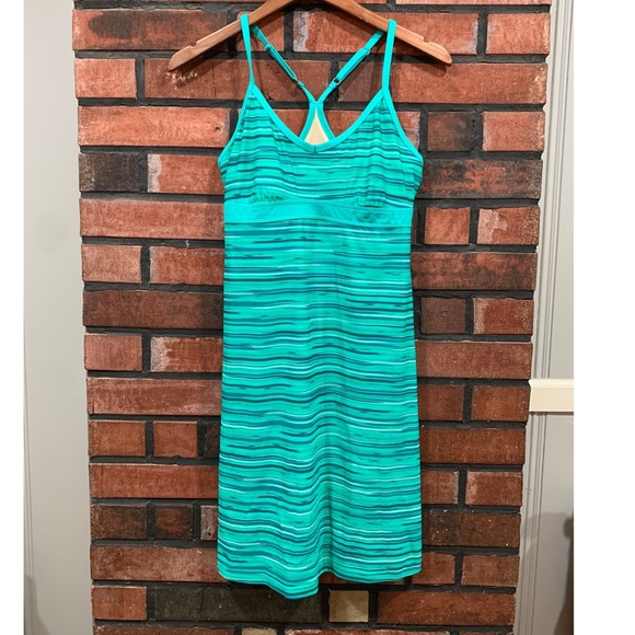 Athleta Other - Athleta Green Shorebreak Dress